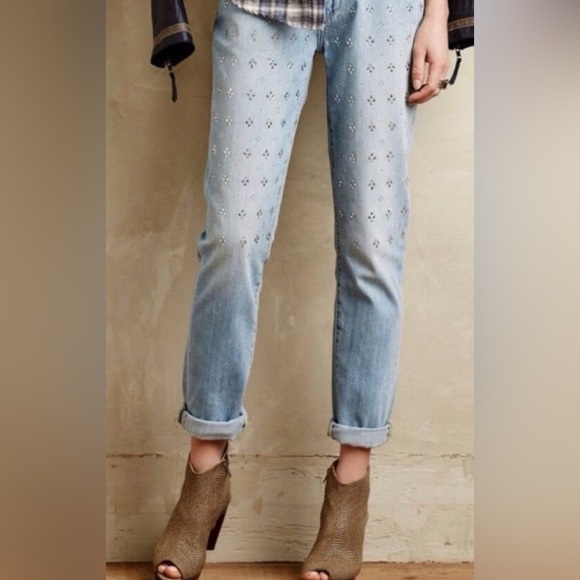 PAIGE Denim - PAIGE Light Blue Cropped Jeans with Embellishments